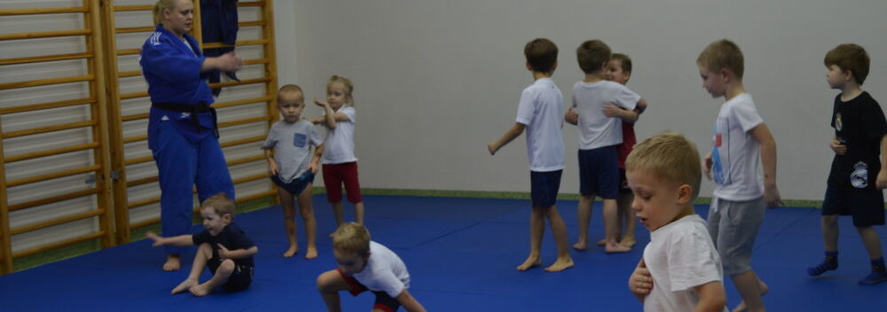 SP 20 grupa naborowa 11.2015 — zdjęcie z archiwum klubu